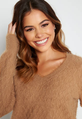 Poilu V-Neck Blouse
