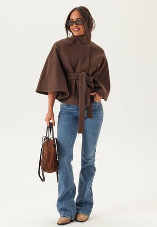 Vmbabetterosa Short Cape