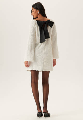 Vmetta Ls Boatneck Short Bow D