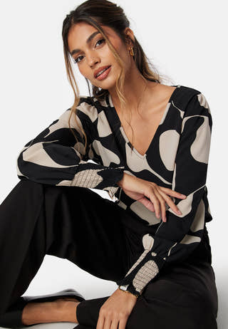 Vmlydia LS V-neck smock top