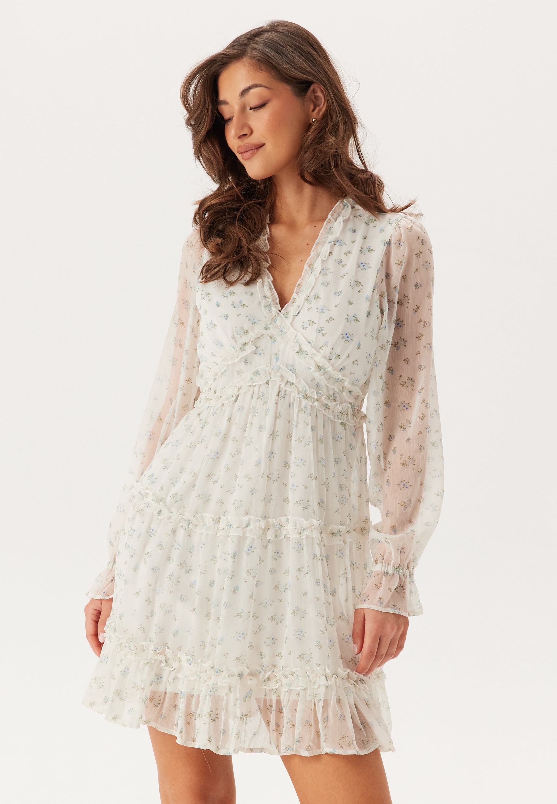 vero moda chiffon dress Vero Moda ruffle detail chiffon boho maxi dress in rose pink
