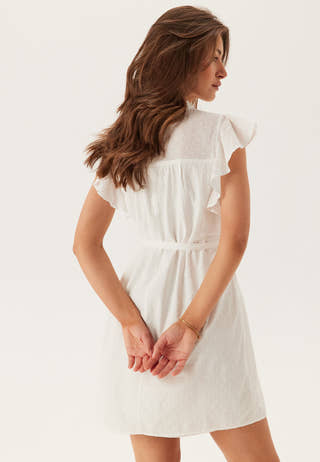 vero-moda-vmtrine-sl-short-lace-dress-snow-white_1_5fe293d7-142f-45ce-a0dc-87693840abf1