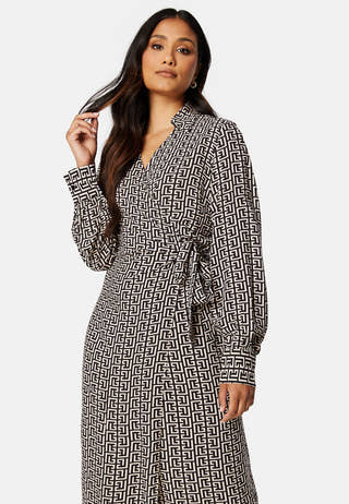 Bana L/S Wrap Midi Dress