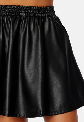 Dagmar RW Coated skater skirt