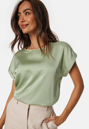 Viellette S/S Satin Top