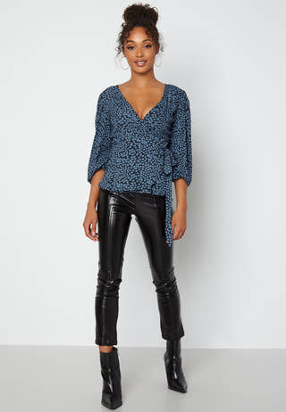 Kittie 3/4 Sleeve Wrap Top