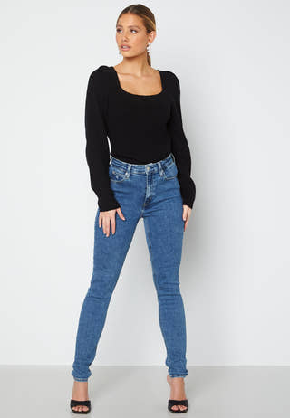 Ril L/S Detail Knit Top