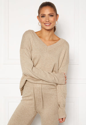 Ril Oversize V-Neck Knit Top