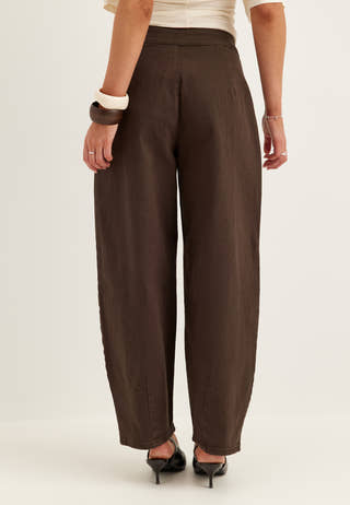 Vichia Hw Barrel Jeans