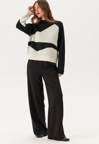 Vicilia Mock Neck L/S JAQUARD