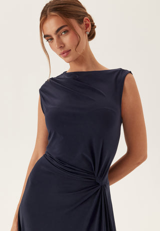 vila-vielise-o-neck-sl-draped-midi-dress-navy-blazer-_316