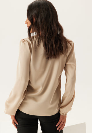 Viellette L/S SMOCK SATIN TOP