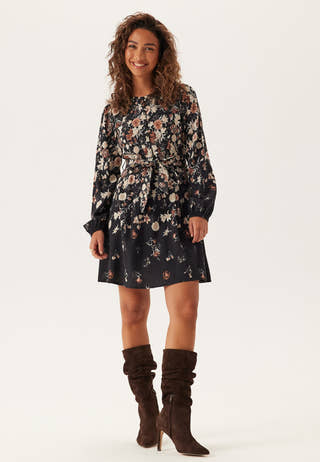 Vielma O-neck L/S SHORT DRESS