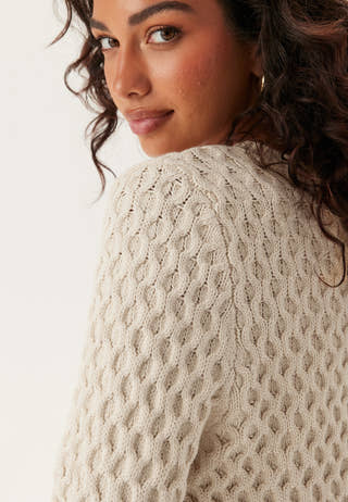 Vikali L/S O-NECK KNIT BUTTON