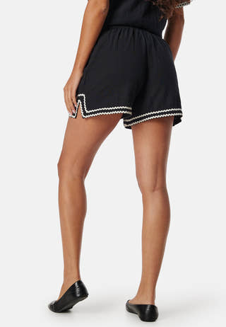 Vimanda High Waist shorts