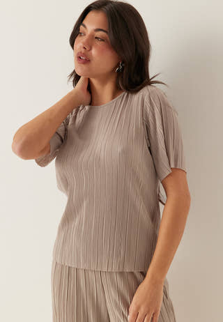 Viplisa O-neck S/S Top