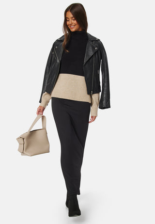 Ril Blocking Roll-NK L/S Knit Top