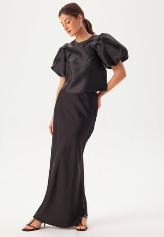Vishina 2/4 O-Neck Top